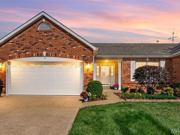 18 Farnsworth Court , Unit C, O'Fallon, MO 63368