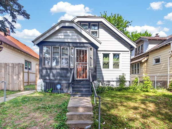3827 N Dr. William Finlayson St, Milwaukee, WI 53212