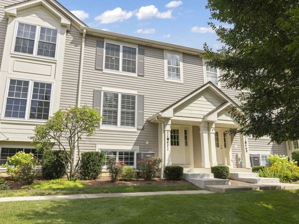 11S471 Rachael Court , Willowbrook, IL 60527