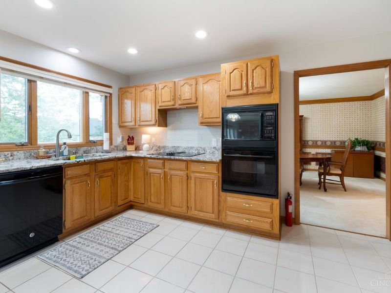 8481 Old Shaw Way, West Chester, OH 45069 Photo 14