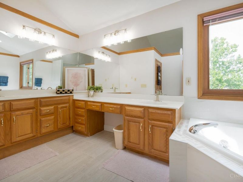 8481 Old Shaw Way, West Chester, OH 45069 Photo 26