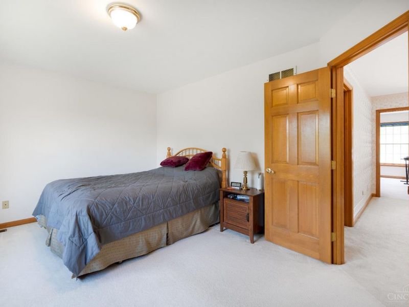 8481 Old Shaw Way, West Chester, OH 45069 Photo 30