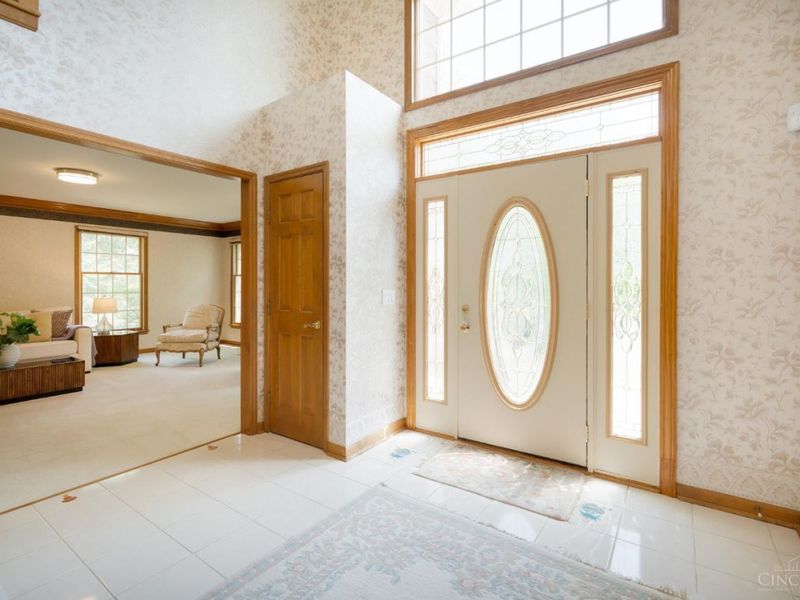 8481 Old Shaw Way, West Chester, OH 45069 Photo 4