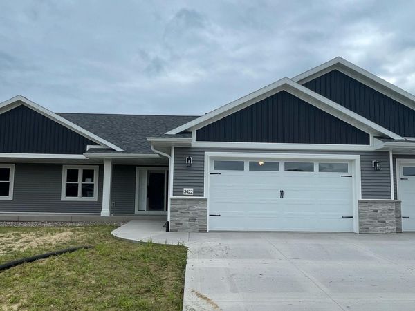 3422 Horton St, Holmen, WI 54636