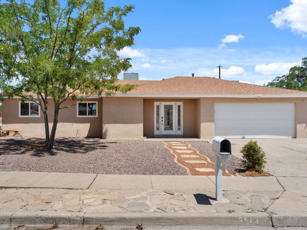 5543 Furman Avenue NW, Albuquerque, NM 87114