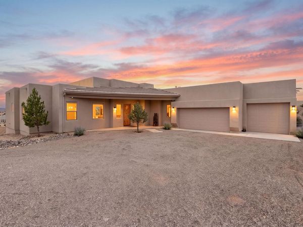 16 Mimbres Court, Placitas, NM 87043
