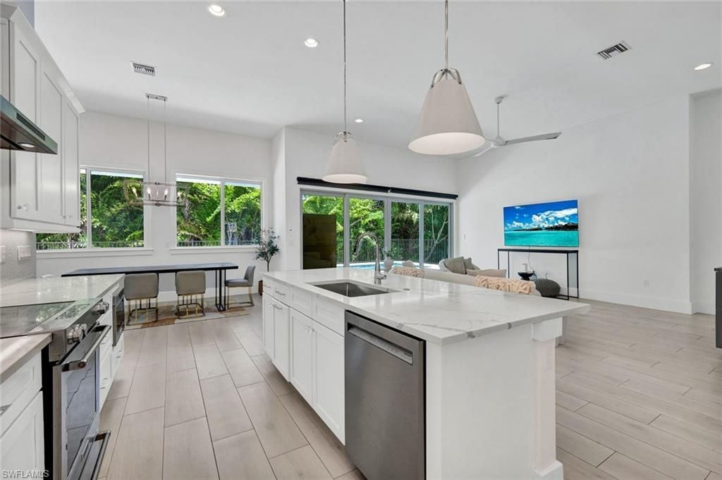 27085 Serrano Way, Bonita Springs, FL 34135 Photo