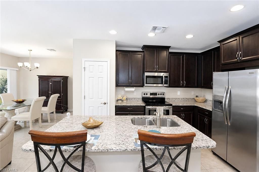 3763 Crofton Ct, Fort Myers, FL 33916 Photo
