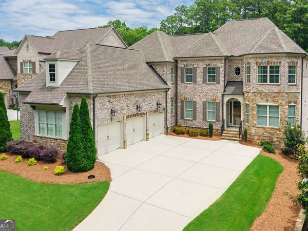 3156 Shadow Creek, Roswell, GA 30075