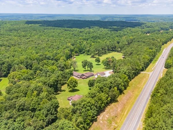 11985 Highway 641 S, Holladay, TN 38341