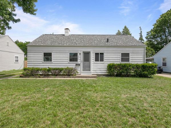 3702 Addison Street, South Bend, IN 46614