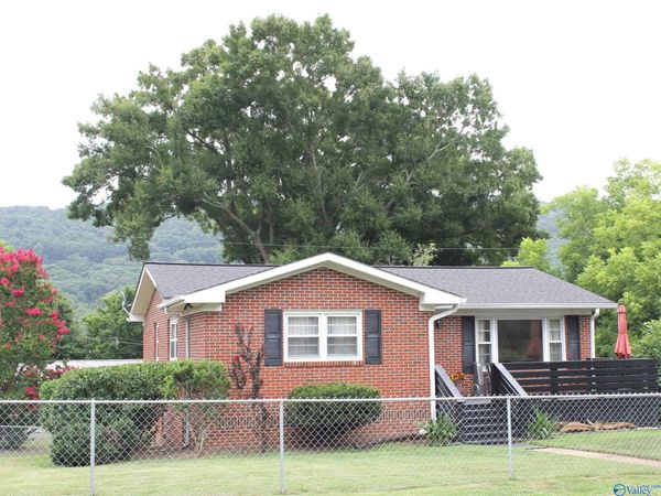 1703 Alabama Avenue NW, Fort Payne, AL 35967