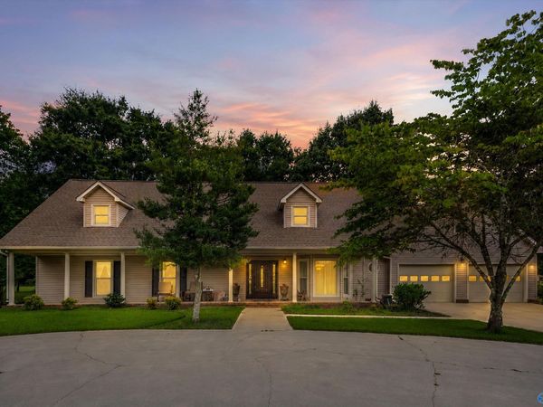107 Oak Trail, Hartselle, AL 35640