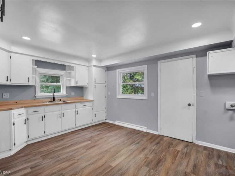 15607 Saranac Road, Cleveland, OH 44110 Photo 17