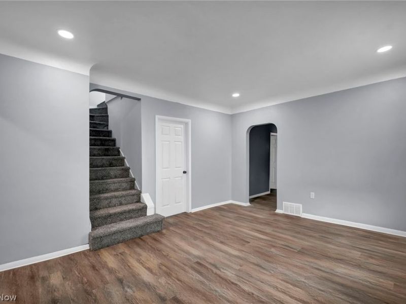 15607 Saranac Road, Cleveland, OH 44110 Photo 20
