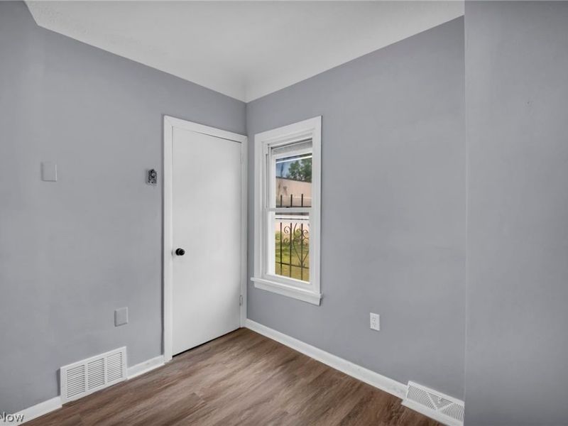 15607 Saranac Road, Cleveland, OH 44110 Photo 23