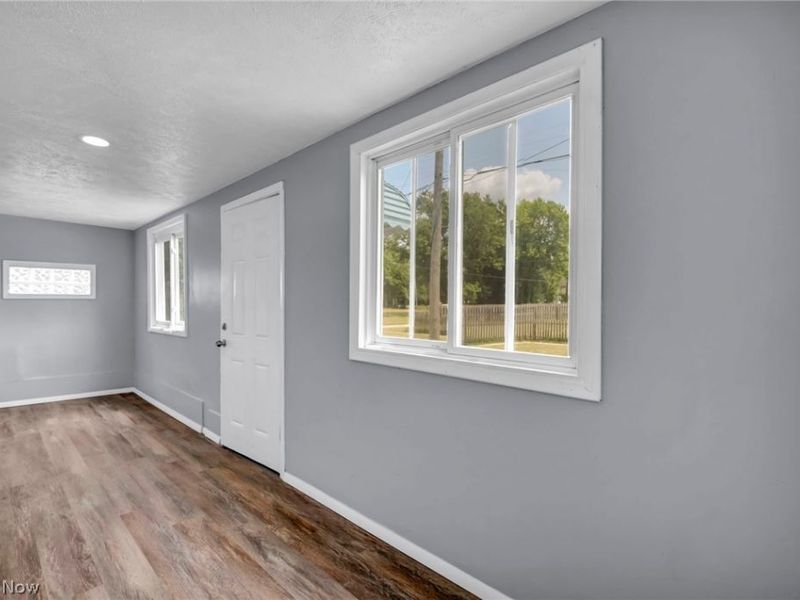 15607 Saranac Road, Cleveland, OH 44110 Photo 8