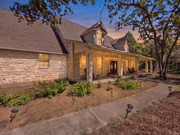 197 Elm Wood DR, Elgin, TX 78621