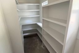 138 S Pine Street photo 4