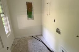 138 S Pine Street photo 4
