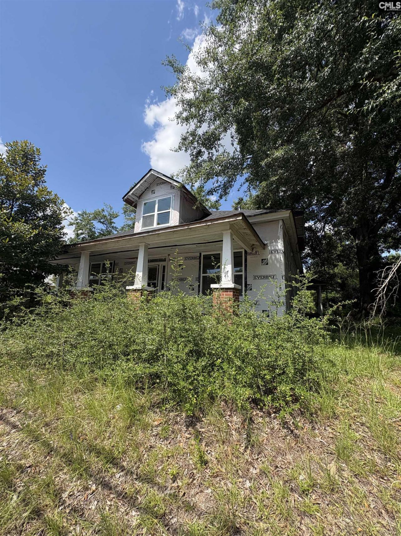 138 S Pine Street Photo 9