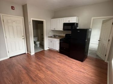 378 Center, Unit 1, Middleboro, MA 02346