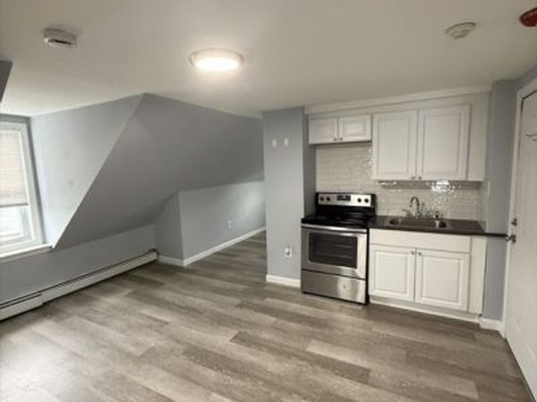 378 Center, Unit 7, Middleboro, MA 02346