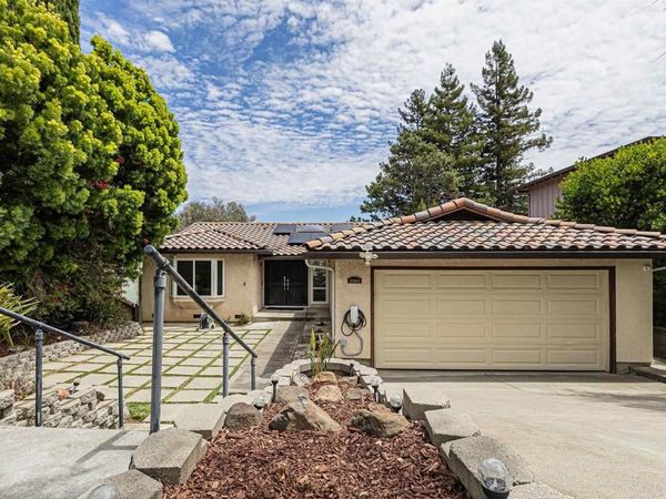 3060 Todd Ct, Castro Valley, CA 94546