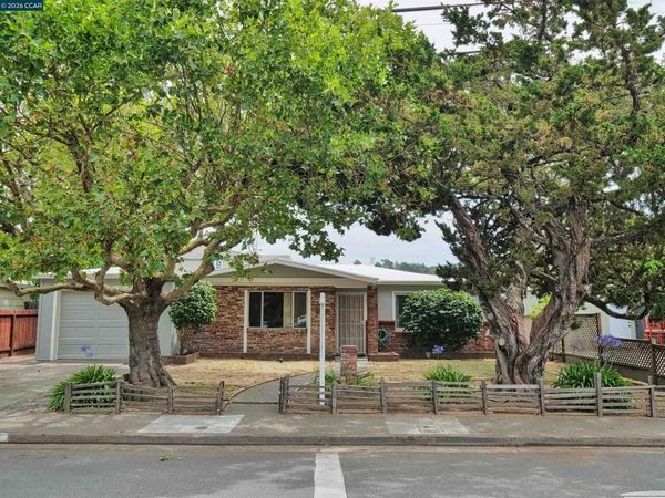 1700 Moraga Dr., Santa Rosa, CA 95404