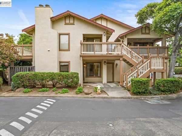 951 Cherry Glen Cir, Fremont, CA 94536