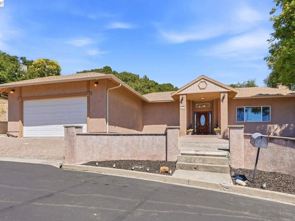 210 Amend Ct , El Sobrante, CA 94803