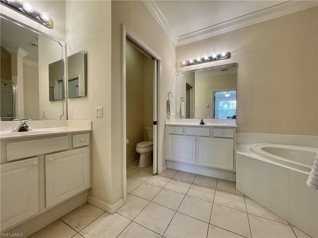 3965 Bishopwood Ct E, Unit 205, Naples, FL 34114 Photo