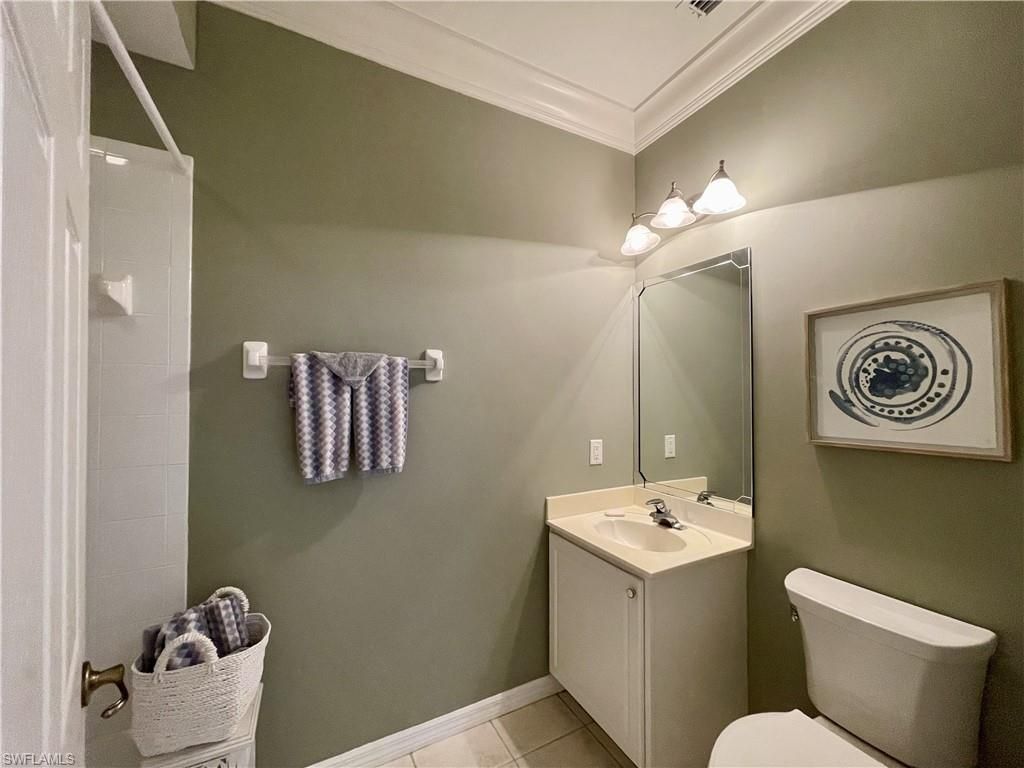 3965 Bishopwood Ct E, Unit 205, Naples, FL 34114 Photo