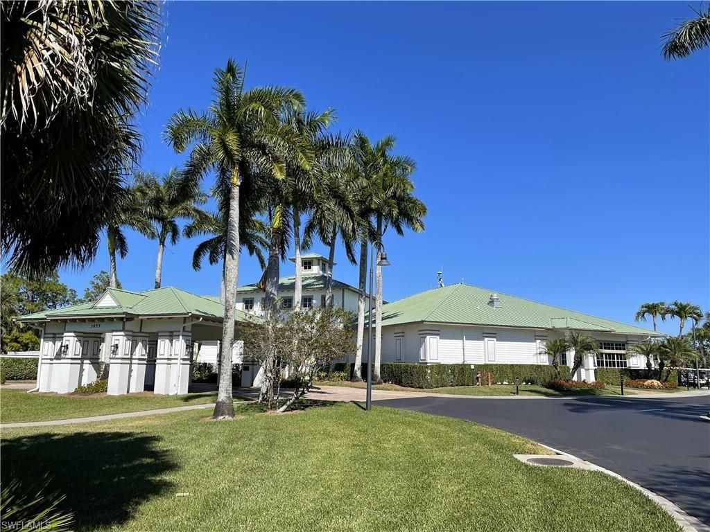 3965 Bishopwood Ct E, Unit 205, Naples, FL 34114 Photo