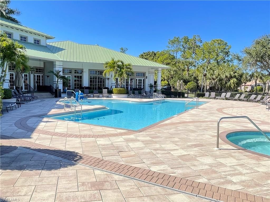3965 Bishopwood Ct E, Unit 205, Naples, FL 34114 Photo
