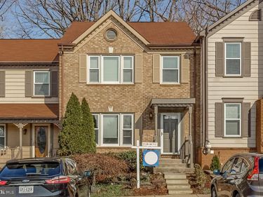 2866 YARN COURT , FALLS CHURCH, VA 22042