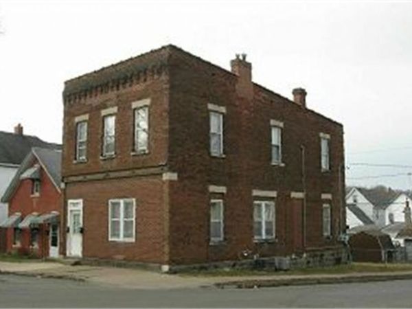 2317 Queen Street, Dubuque, IA 52001