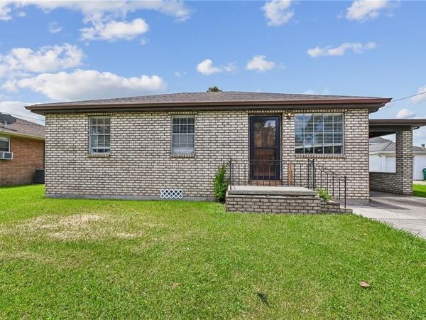 1038 MANSON Drive , Marrero, LA 70072