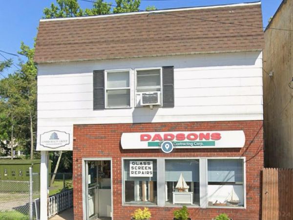 2410 Boston post Road , Larchmont, NY 10538