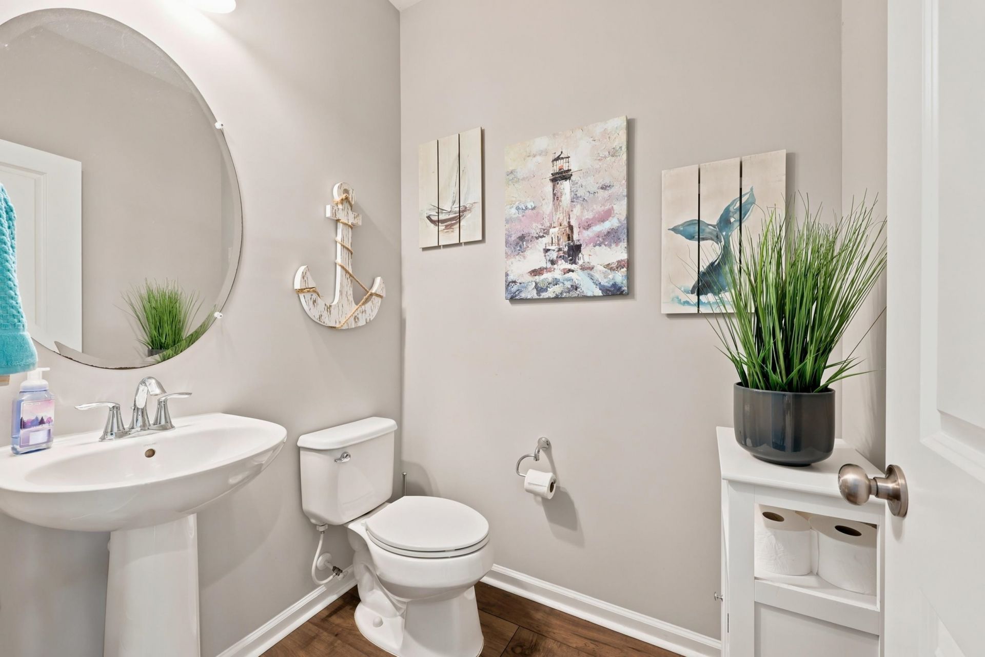 298 Splendor Circle  Photo 16