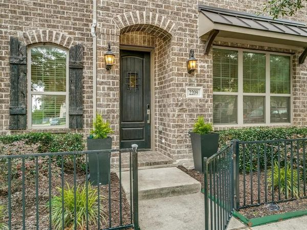 2209 Zenith Avenue, Flower Mound, TX 75028