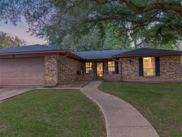 23 Haven Circle, Denison, TX 75020