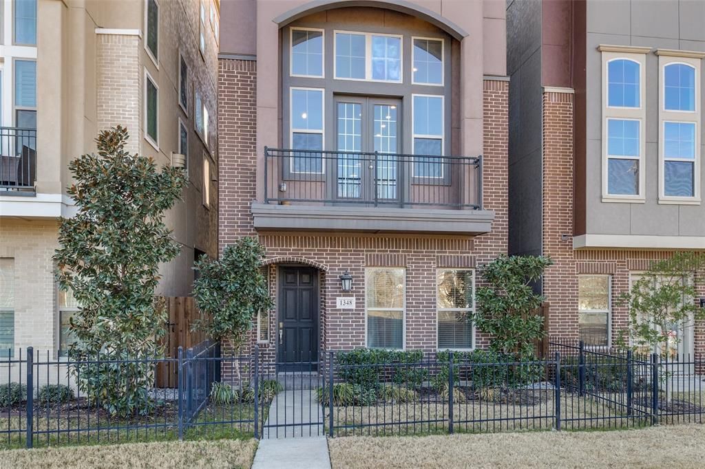 1348 Arch Place, Dallas, TX 75215 Main Photo