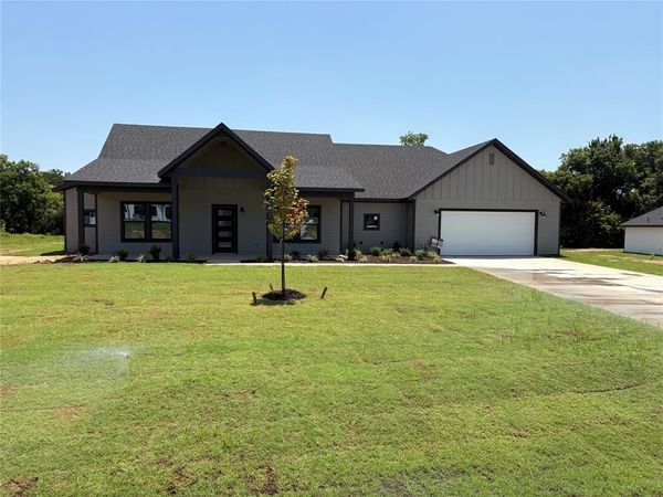 1057 Salvation Drive , Weatherford, TX 76088