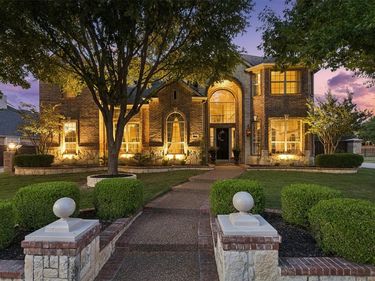 10624 Star Meadow Drive, Frisco, TX 75033