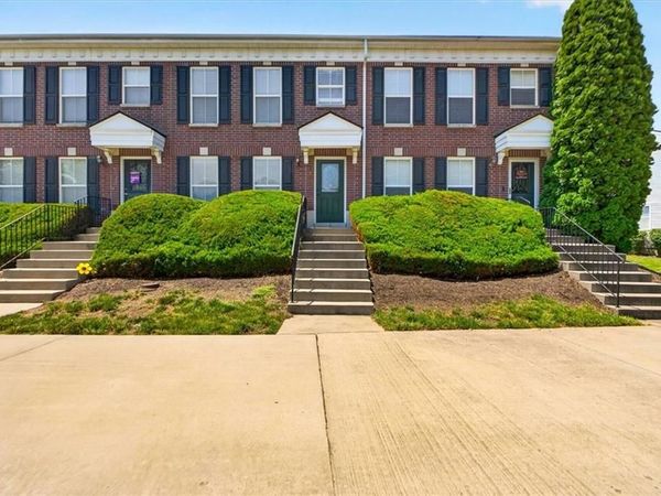 3482 SW Wysteria Terrace, Lee's Summit, MO 64082