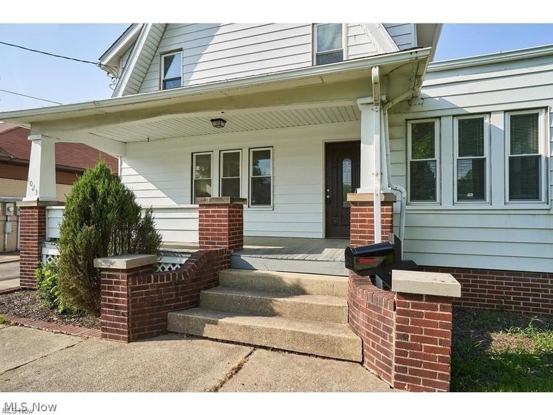 1023 Portage Trail, Cuyahoga Falls, OH 44221 Photo 3