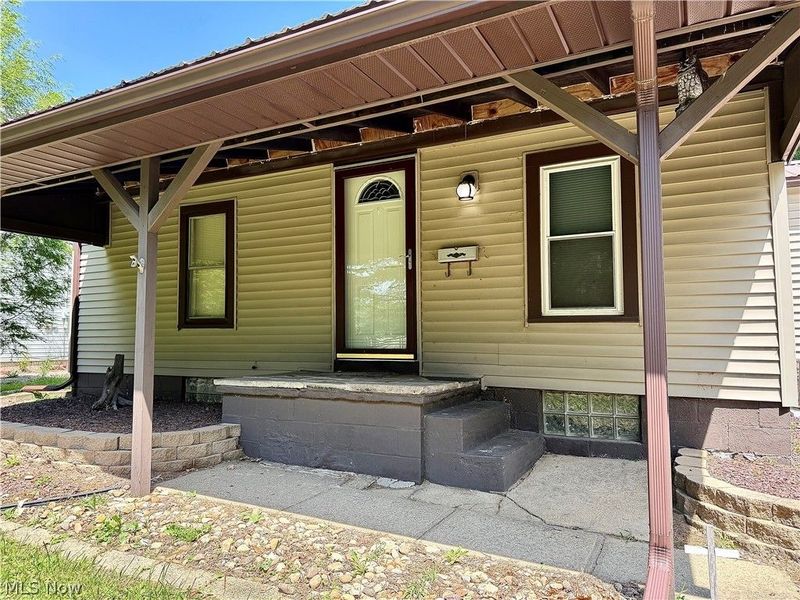 2108 Clermont Avenue NE, Warren, OH 44484 Photo 5