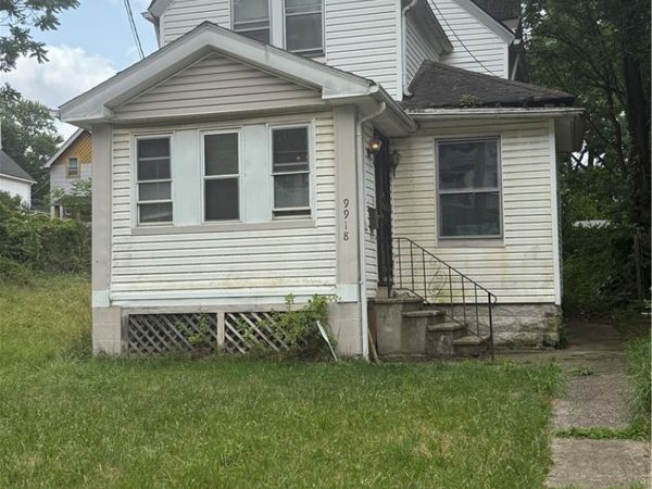 9918 Gibson Avenue , Cleveland, OH 44105