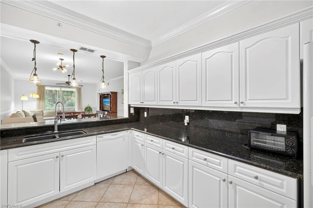 8341 Whiskey Preserve Cir, Unit 512, Fort Myers, FL 33919 Photo